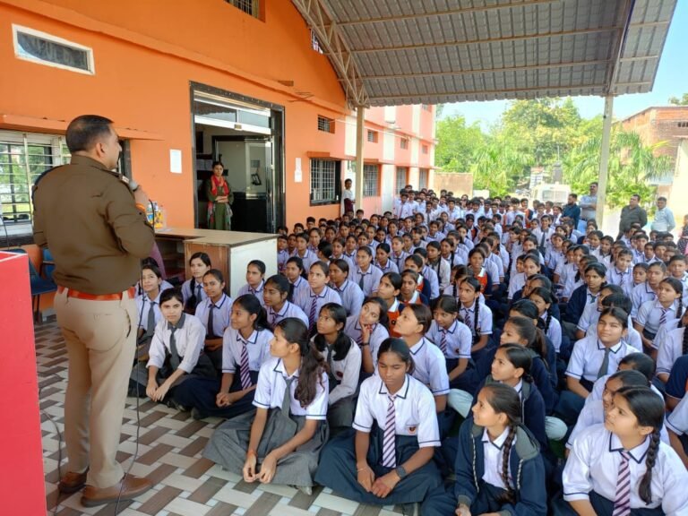 कल से शुरू होगा पांच दिवसीय दद्दा जी प्राण प्रतिष्ठा महोत्सव, मंदिर में दद्दा जी की विग्रह की होगी स्थापना, भजन गायक संजो बघेल देंगी भक्ति रस की प्रस्तुति, महा रुद्राभिषेक का रहेगा आयोजन 19 IMG 20251107 WA0021
